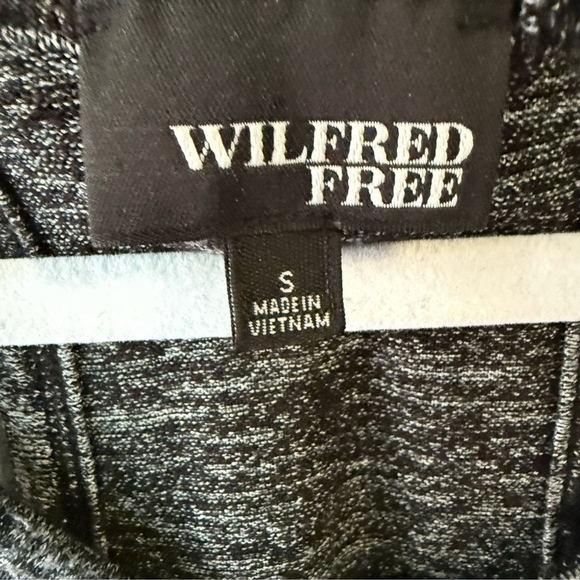 Wilfred Black and Gray Sleeveless Tank Top - Picture 3 of 6